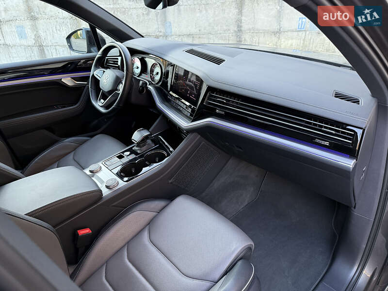 Внедорожник / Кроссовер Volkswagen Touareg 2021 в Ровно фото 37 Внедорожник / Кроссовер Volkswagen Touareg 2021 в Ровно
