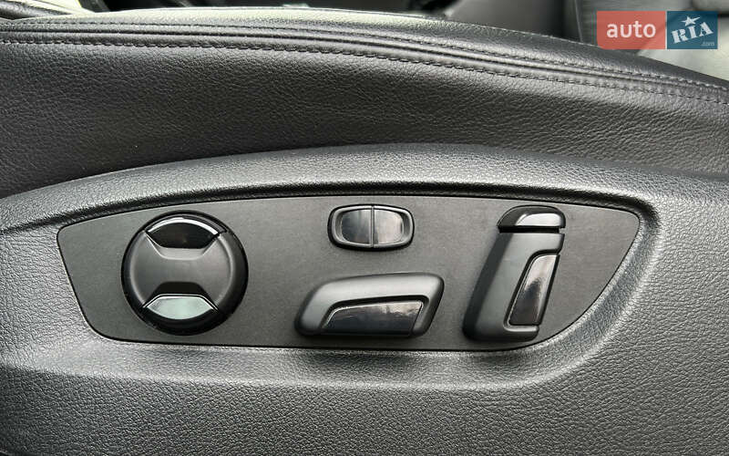 Внедорожник / Кроссовер Volkswagen Touareg 2017 в Львове фото 17 Внедорожник / Кроссовер Volkswagen Touareg 2017 в Львове