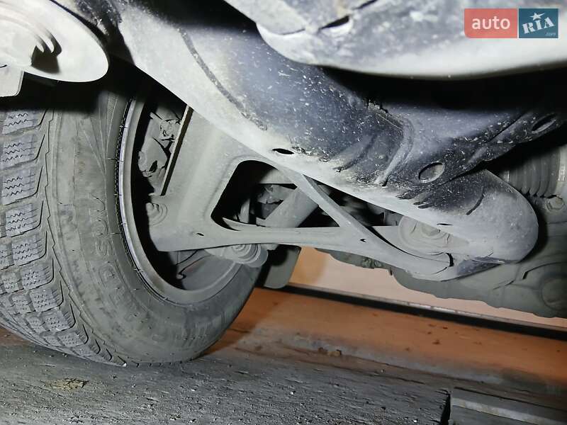 Внедорожник / Кроссовер Volkswagen Touareg 2012 в Одессе