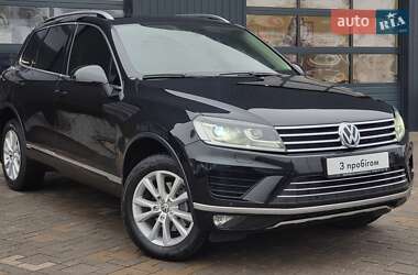 Внедорожник / Кроссовер Volkswagen Touareg 2016 в Виннице