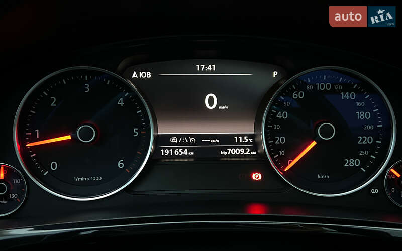 Внедорожник / Кроссовер Volkswagen Touareg 2018 в Львове