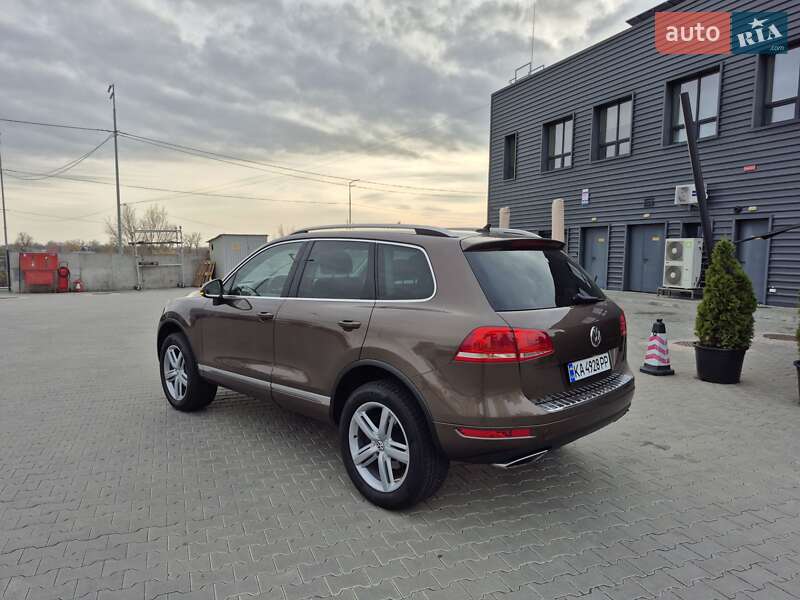 Внедорожник / Кроссовер Volkswagen Touareg 2010 в Киеве фото 8 Внедорожник / Кроссовер Volkswagen Touareg 2010 в Киеве