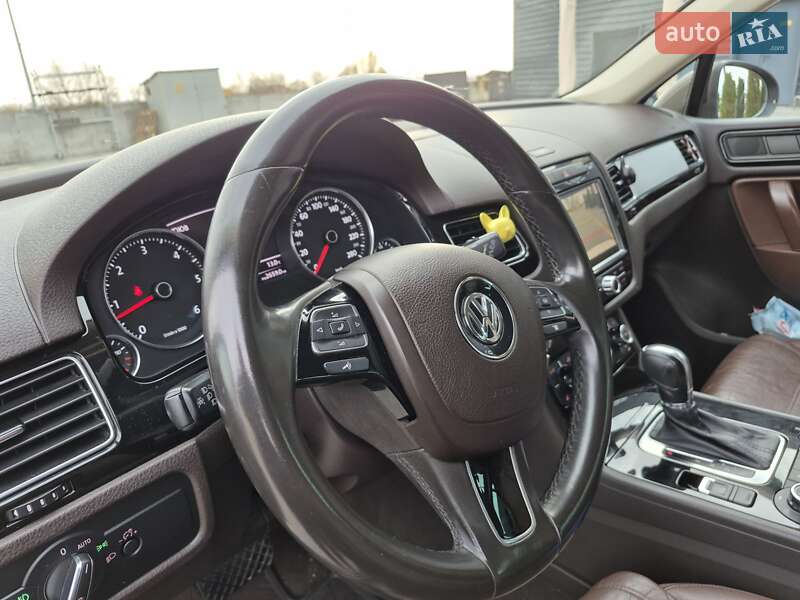 Внедорожник / Кроссовер Volkswagen Touareg 2010 в Киеве фото 17 Внедорожник / Кроссовер Volkswagen Touareg 2010 в Киеве