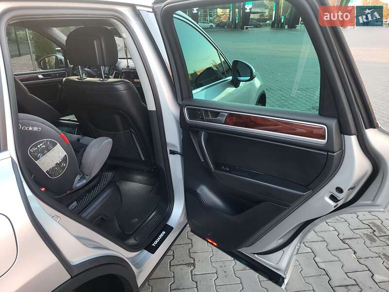 Внедорожник / Кроссовер Volkswagen Touareg 2010 в Луцке фото 27 Внедорожник / Кроссовер Volkswagen Touareg 2010 в Луцке