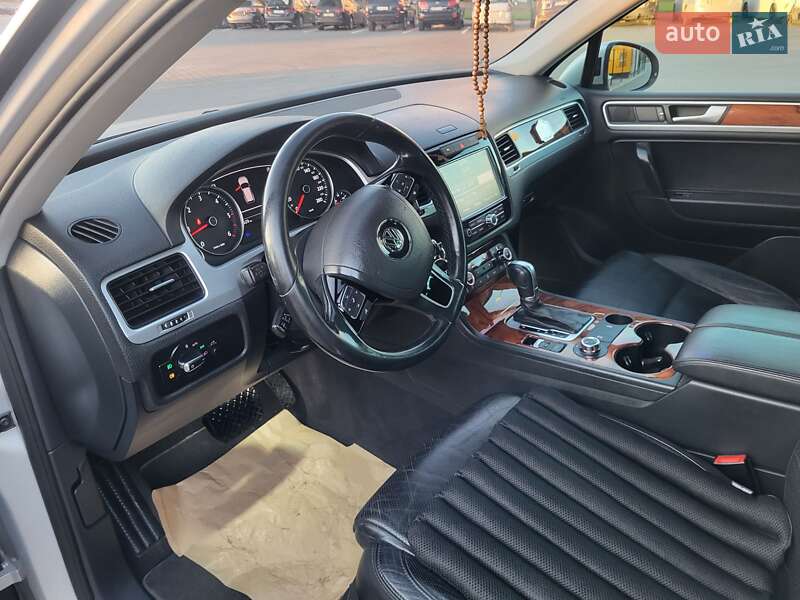 Внедорожник / Кроссовер Volkswagen Touareg 2010 в Луцке фото 41 Внедорожник / Кроссовер Volkswagen Touareg 2010 в Луцке