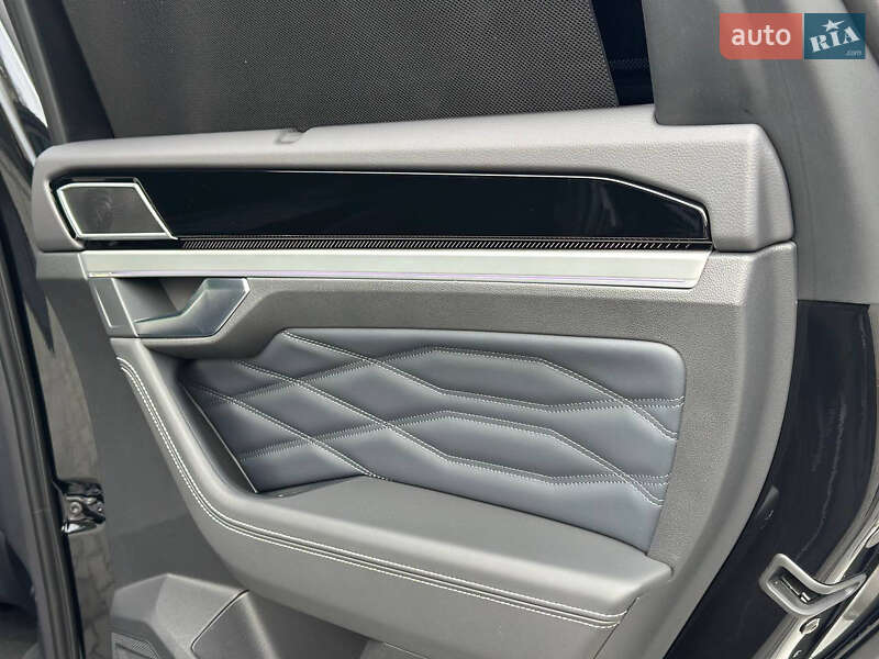 Внедорожник / Кроссовер Volkswagen Touareg 2024 в Днепре