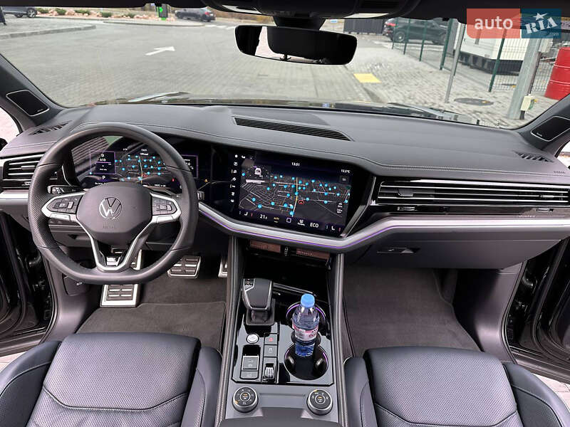 Внедорожник / Кроссовер Volkswagen Touareg 2024 в Днепре