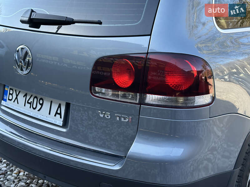 Внедорожник / Кроссовер Volkswagen Touareg 2008 в Виннице