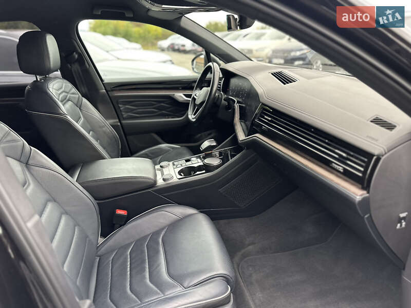 Позашляховик / Кросовер Volkswagen Touareg 2021 в Рівному фото 15 Позашляховик / Кросовер Volkswagen Touareg 2021 в Рівному