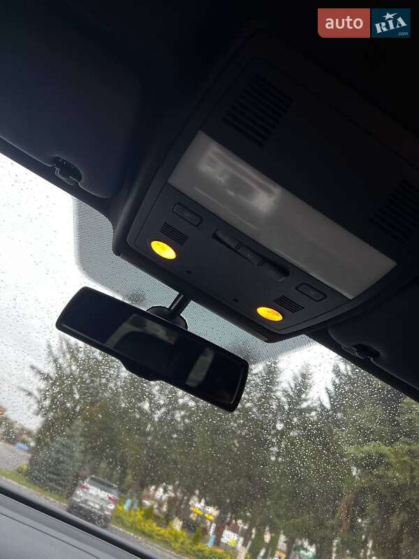 Внедорожник / Кроссовер Volkswagen Touareg 2010 в Калиновке