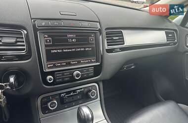 Внедорожник / Кроссовер Volkswagen Touareg 2015 в Киеве