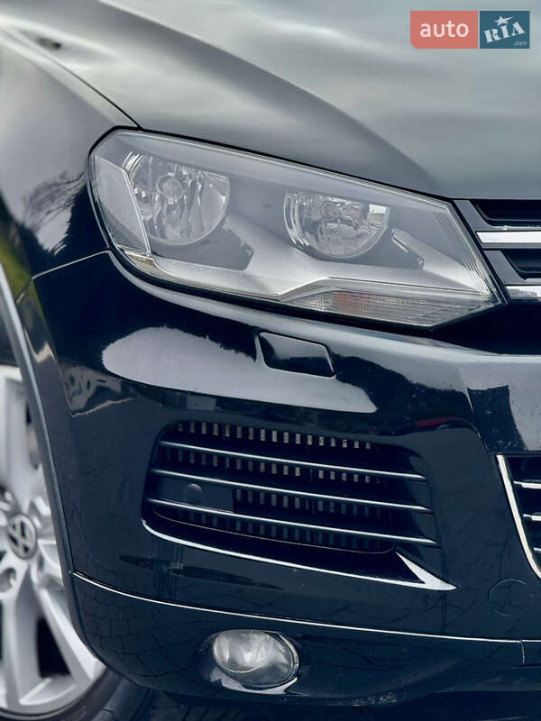 Внедорожник / Кроссовер Volkswagen Touareg 2012 в Межгорье