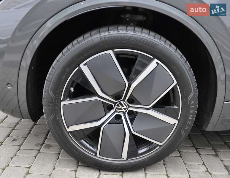 Позашляховик / Кросовер Volkswagen Touareg 2024 в Одесі фото 15 Позашляховик / Кросовер Volkswagen Touareg 2024 в Одесі