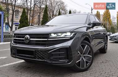 Позашляховик / Кросовер Volkswagen Touareg 2024 в Одесі