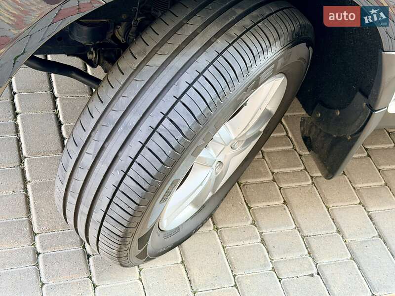 Внедорожник / Кроссовер Volkswagen Touareg 2009 в Одессе фото 17 Внедорожник / Кроссовер Volkswagen Touareg 2009 в Одессе