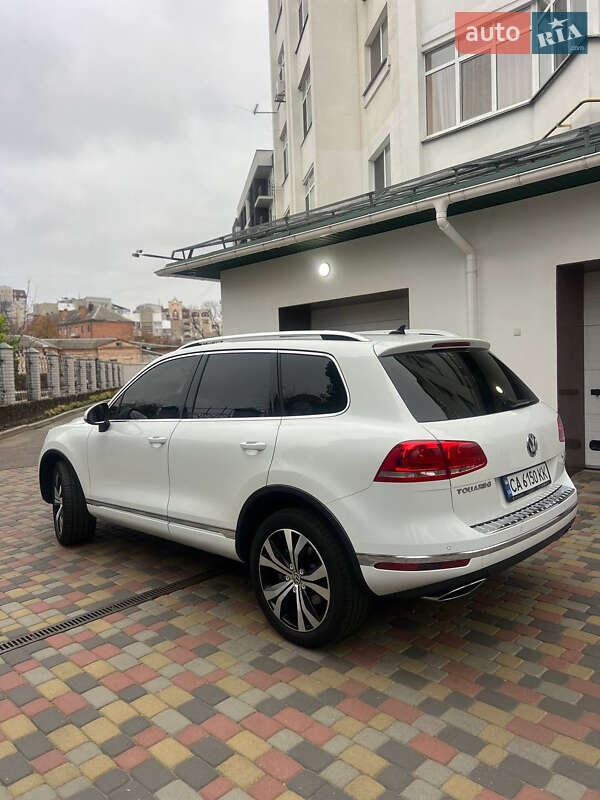 Внедорожник / Кроссовер Volkswagen Touareg 2016 в Черкассах фото 4 Внедорожник / Кроссовер Volkswagen Touareg 2016 в Черкассах