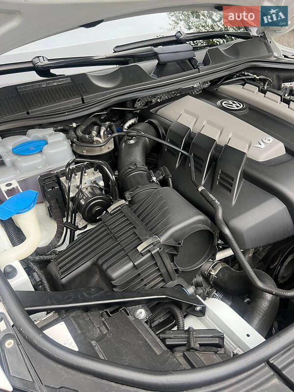 Внедорожник / Кроссовер Volkswagen Touareg 2016 в Черкассах фото 45 Внедорожник / Кроссовер Volkswagen Touareg 2016 в Черкассах