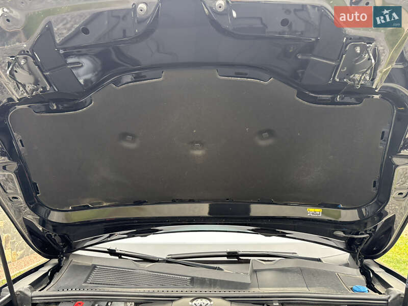 Внедорожник / Кроссовер Volkswagen Touareg 2021 в Луцке