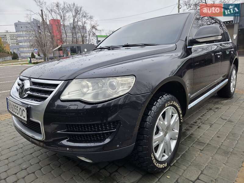 Внедорожник / Кроссовер Volkswagen Touareg 2007 в Харькове