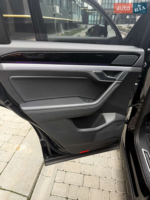 Внедорожник / Кроссовер Volkswagen Touareg 2022 в Виннице