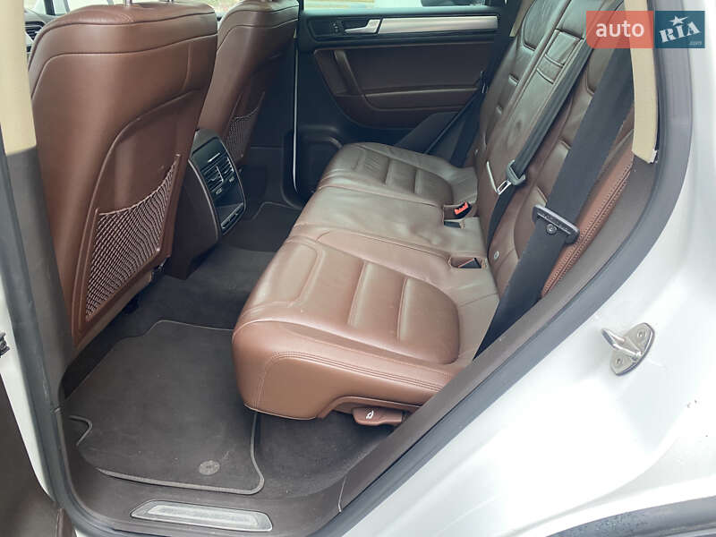 Позашляховик / Кросовер Volkswagen Touareg 2013 в Хмельницькому фото 46 Позашляховик / Кросовер Volkswagen Touareg 2013 в Хмельницькому