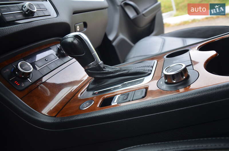 Внедорожник / Кроссовер Volkswagen Touareg 2012 в Дрогобыче фото 40 Внедорожник / Кроссовер Volkswagen Touareg 2012 в Дрогобыче