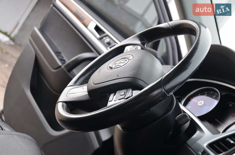 Внедорожник / Кроссовер Volkswagen Touareg 2012 в Дрогобыче фото 65 Внедорожник / Кроссовер Volkswagen Touareg 2012 в Дрогобыче