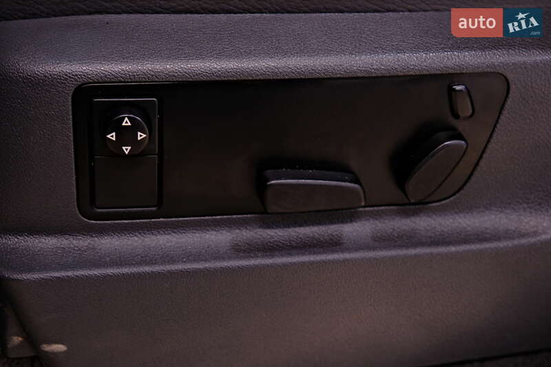 Внедорожник / Кроссовер Volkswagen Touareg 2008 в Одессе