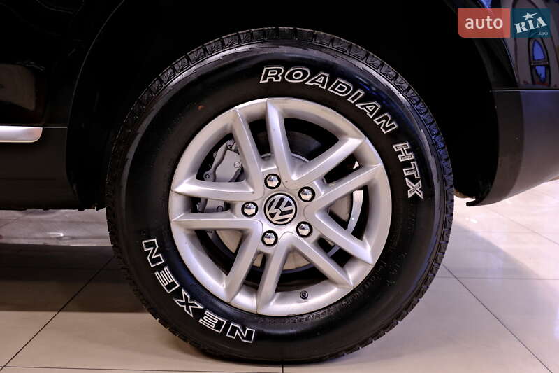 Внедорожник / Кроссовер Volkswagen Touareg 2008 в Одессе