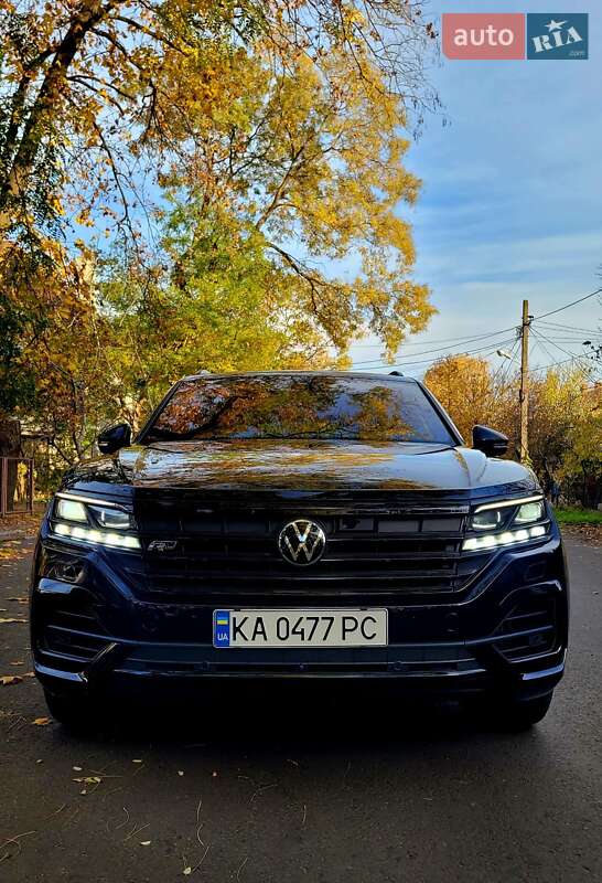 Внедорожник / Кроссовер Volkswagen Touareg 2020 в Николаеве