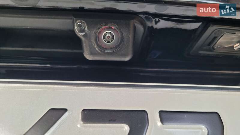 Внедорожник / Кроссовер Volkswagen Touareg 2020 в Николаеве