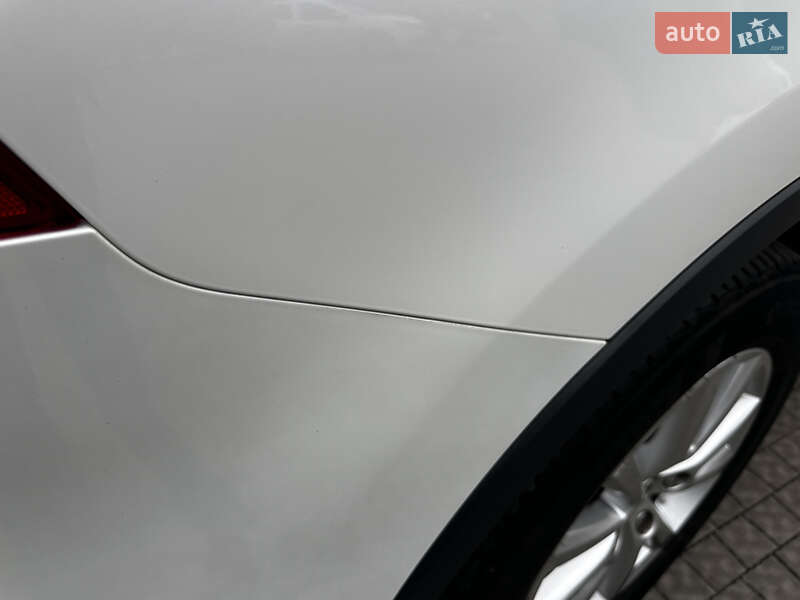 Позашляховик / Кросовер Volkswagen Touareg 2014 в Полтаві