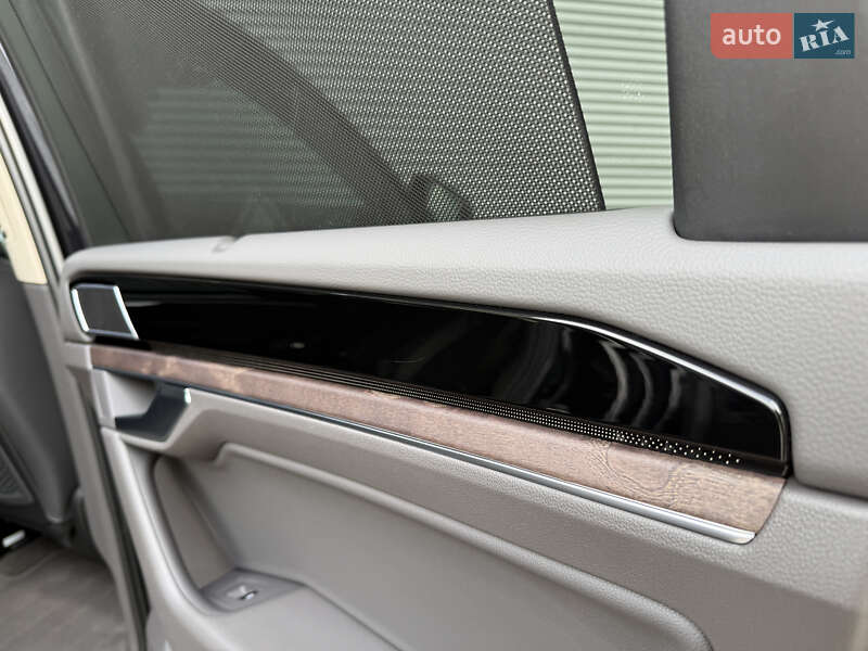 Внедорожник / Кроссовер Volkswagen Touareg 2021 в Ровно