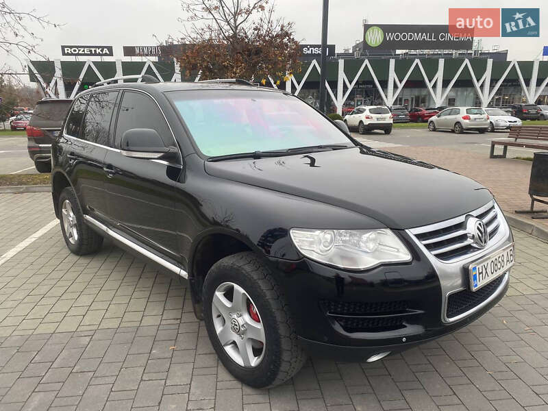 Позашляховик / Кросовер Volkswagen Touareg 2007 в Хмельницькому