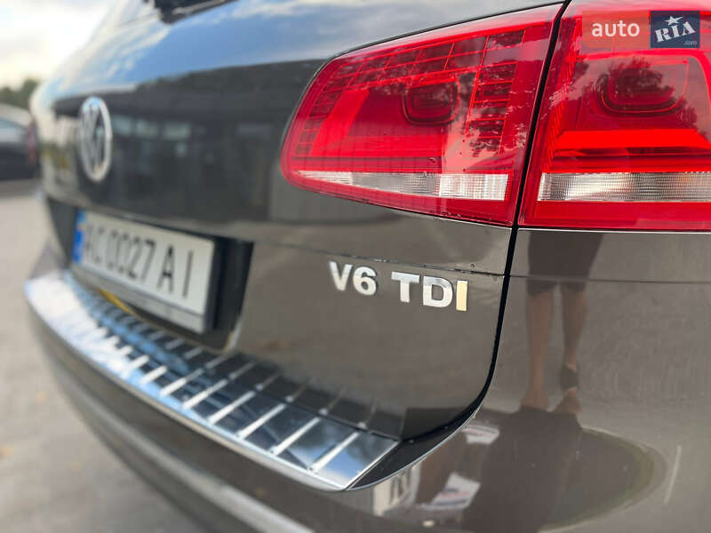 Внедорожник / Кроссовер Volkswagen Touareg 2015 в Владимире фото 23 Внедорожник / Кроссовер Volkswagen Touareg 2015 в Владимире