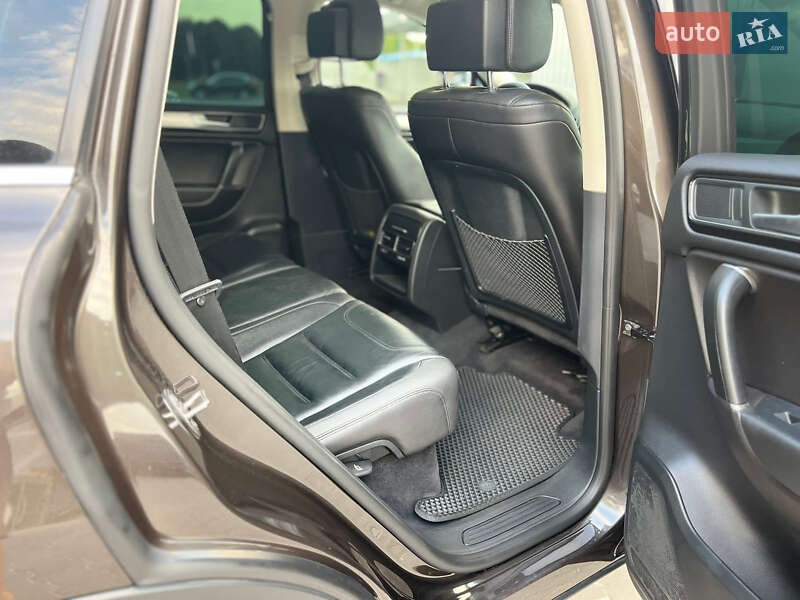 Внедорожник / Кроссовер Volkswagen Touareg 2015 в Владимире фото 58 Внедорожник / Кроссовер Volkswagen Touareg 2015 в Владимире