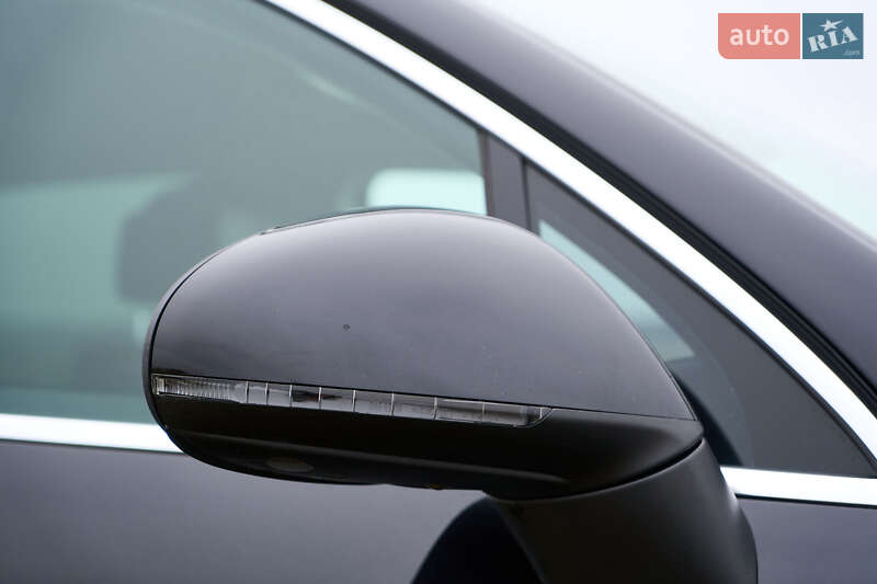 Внедорожник / Кроссовер Volkswagen Touareg 2017 в Бердичеве