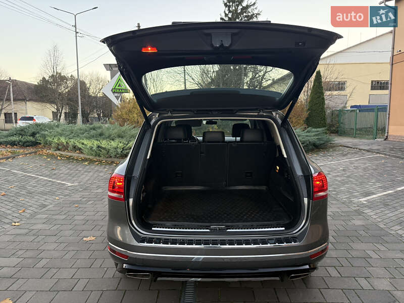 Позашляховик / Кросовер Volkswagen Touareg 2017 в Береговому фото 28 Позашляховик / Кросовер Volkswagen Touareg 2017 в Береговому