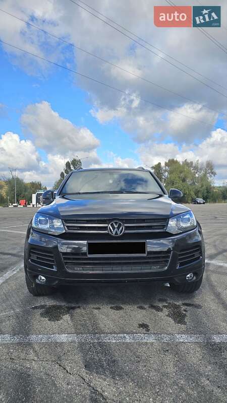 Позашляховик / Кросовер Volkswagen Touareg 2014 в Києві фото 4 Позашляховик / Кросовер Volkswagen Touareg 2014 в Києві