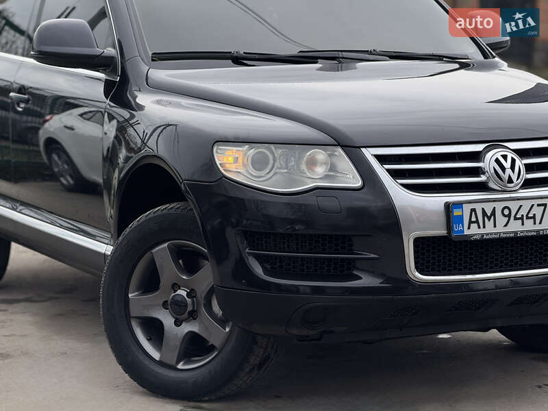 Позашляховик / Кросовер Volkswagen Touareg 2007 в Бердичеві