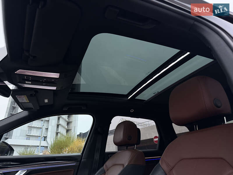 Позашляховик / Кросовер Volkswagen Touareg 2024 в Києві