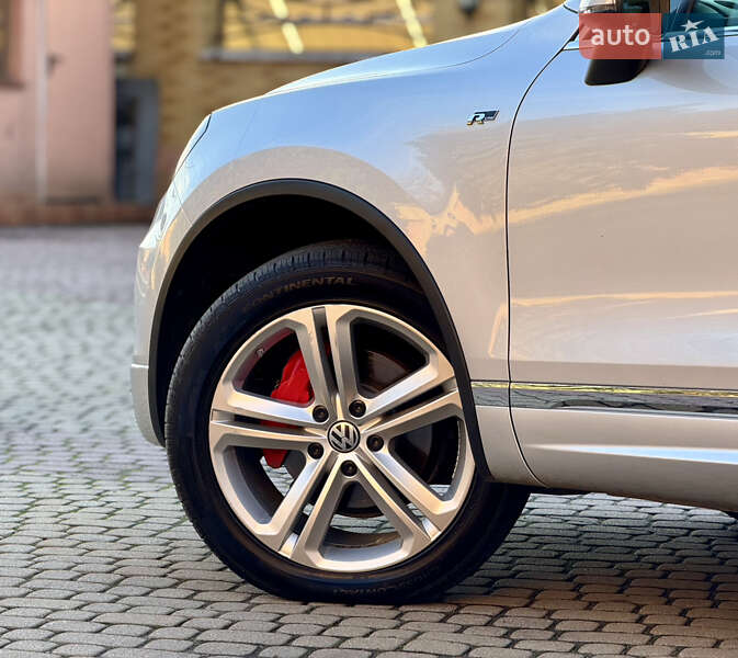 Внедорожник / Кроссовер Volkswagen Touareg 2014 в Мукачево фото 31 Внедорожник / Кроссовер Volkswagen Touareg 2014 в Мукачево