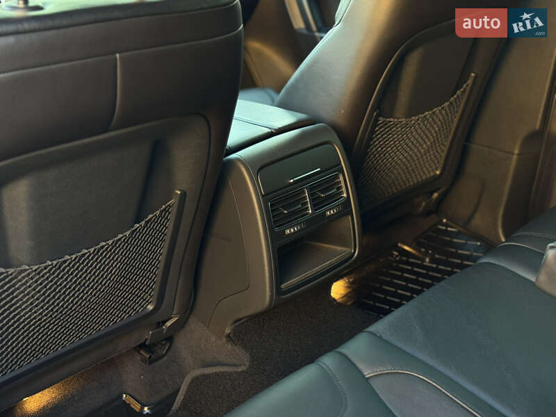 Внедорожник / Кроссовер Volkswagen Touareg 2014 в Мукачево фото 58 Внедорожник / Кроссовер Volkswagen Touareg 2014 в Мукачево