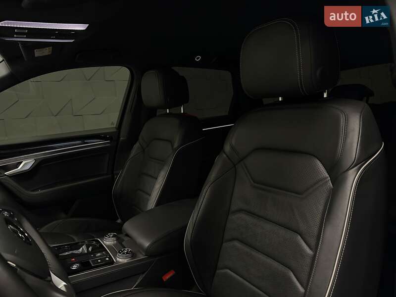 Позашляховик / Кросовер Volkswagen Touareg 2019 в Тернополі фото 41 Позашляховик / Кросовер Volkswagen Touareg 2019 в Тернополі