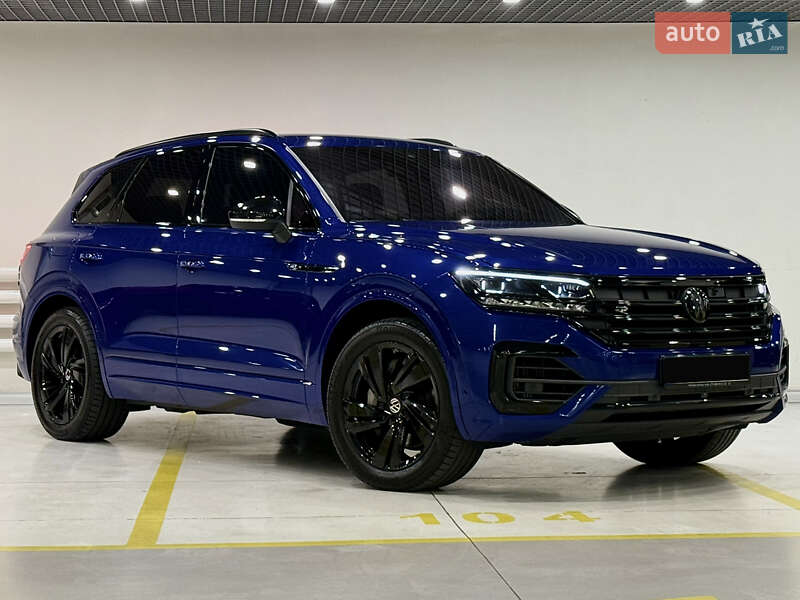 Позашляховик / Кросовер Volkswagen Touareg 2022 в Києві
