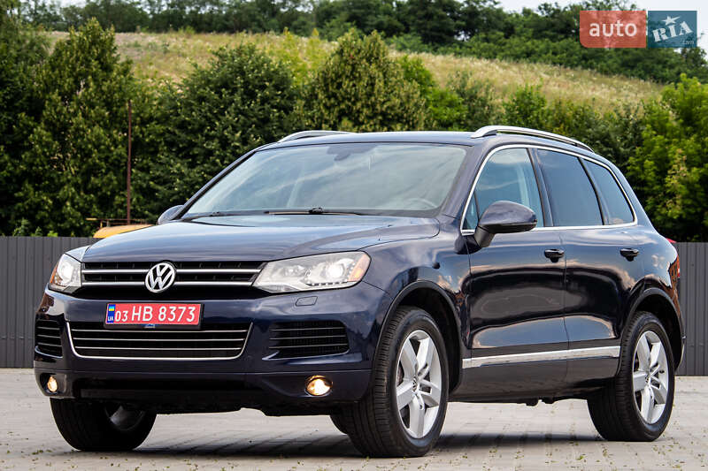 Позашляховик / Кросовер Volkswagen Touareg 2013 в Нововолинську