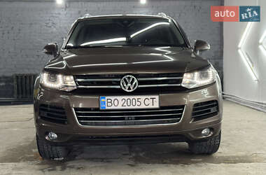 Внедорожник / Кроссовер Volkswagen Touareg 2013 в Кременце