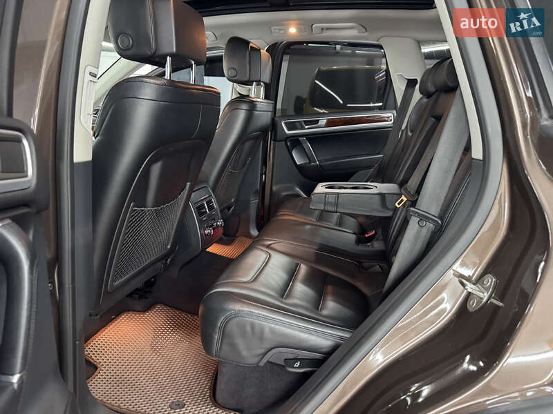 Позашляховик / Кросовер Volkswagen Touareg 2013 в Кременці фото 42 Позашляховик / Кросовер Volkswagen Touareg 2013 в Кременці