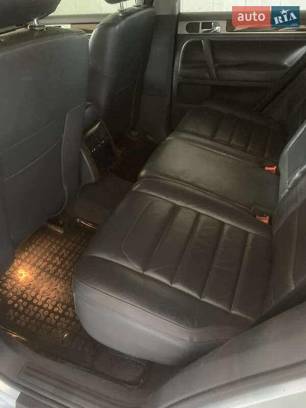 Внедорожник / Кроссовер Volkswagen Touareg 2007 в Тульчине