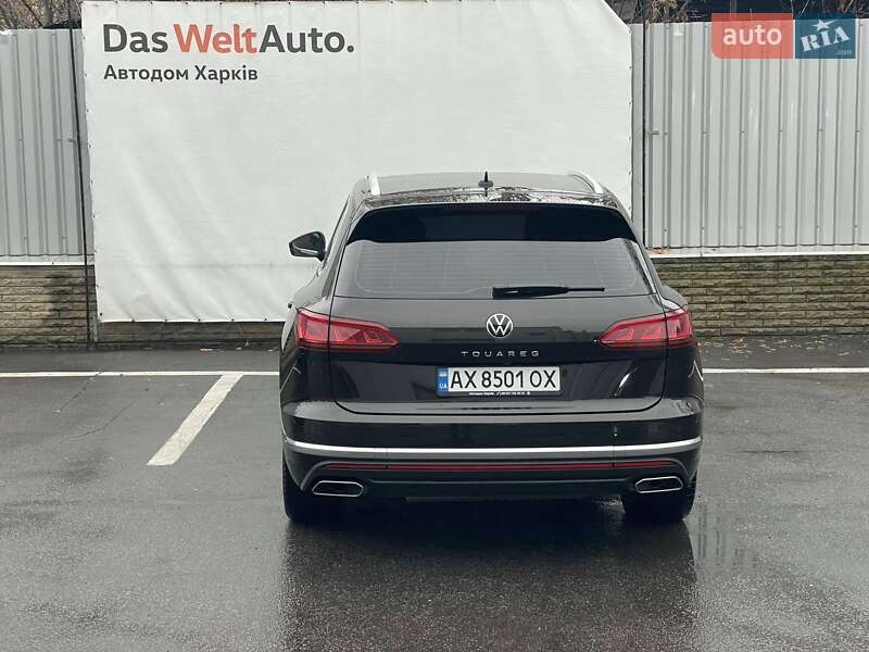 Позашляховик / Кросовер Volkswagen Touareg 2022 в Харкові